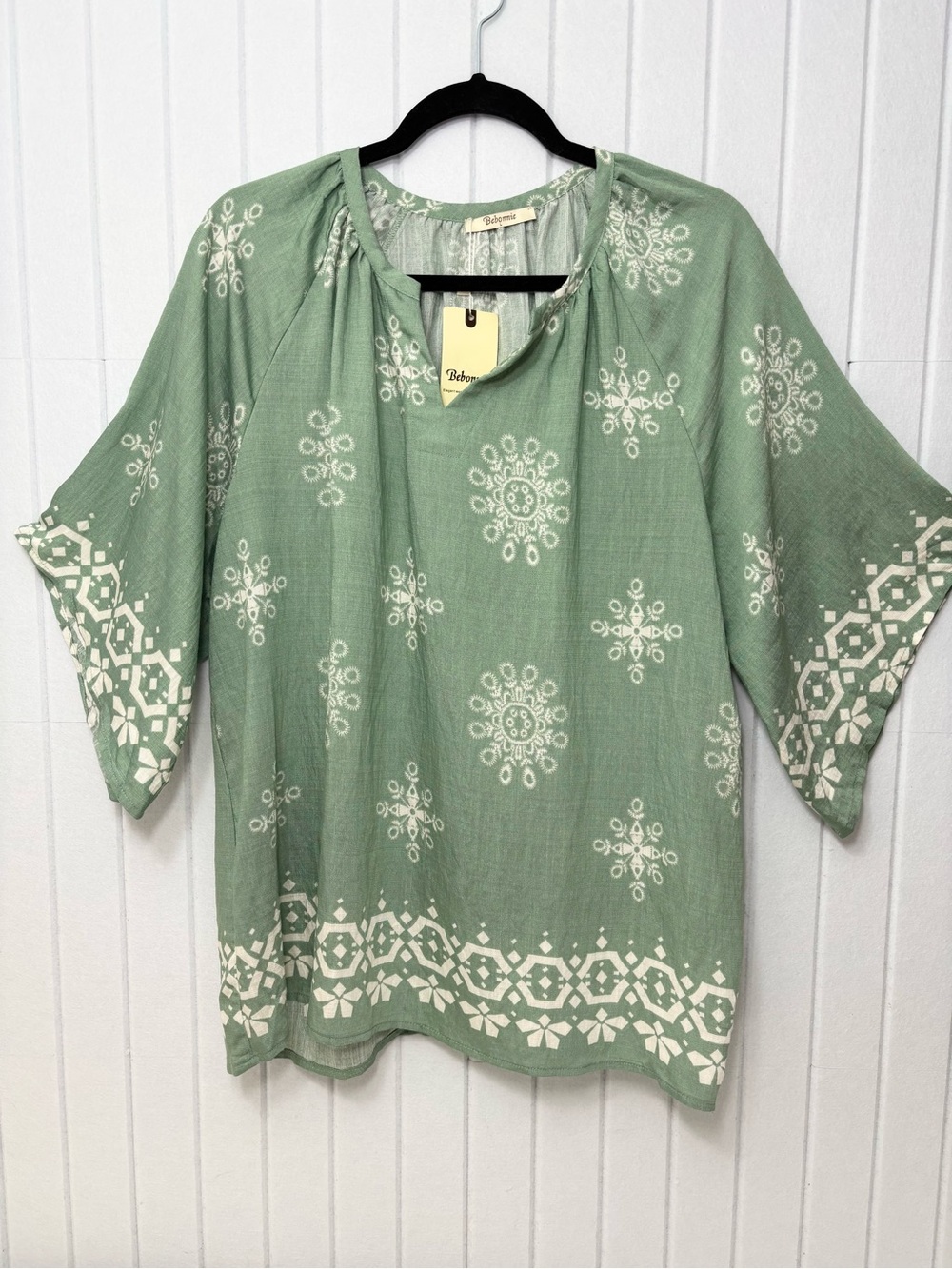 Bebonnie Boho Embroidered Tunic Top - Sage Green Size L NEW